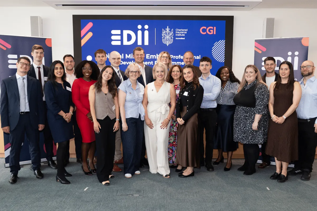 EDII-DM-Embed-C10L-Showcase-01